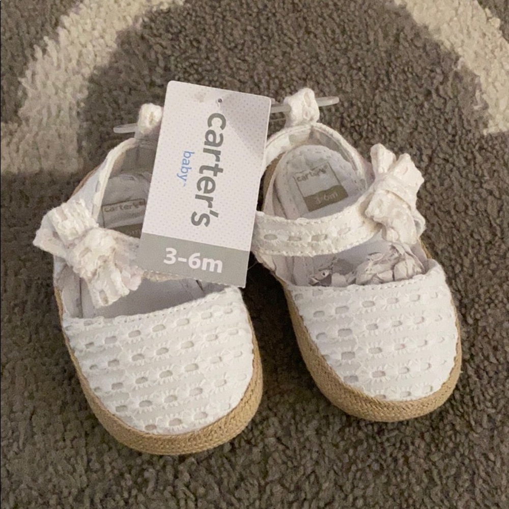 Baby girls Carter’s shoes (3-6m)